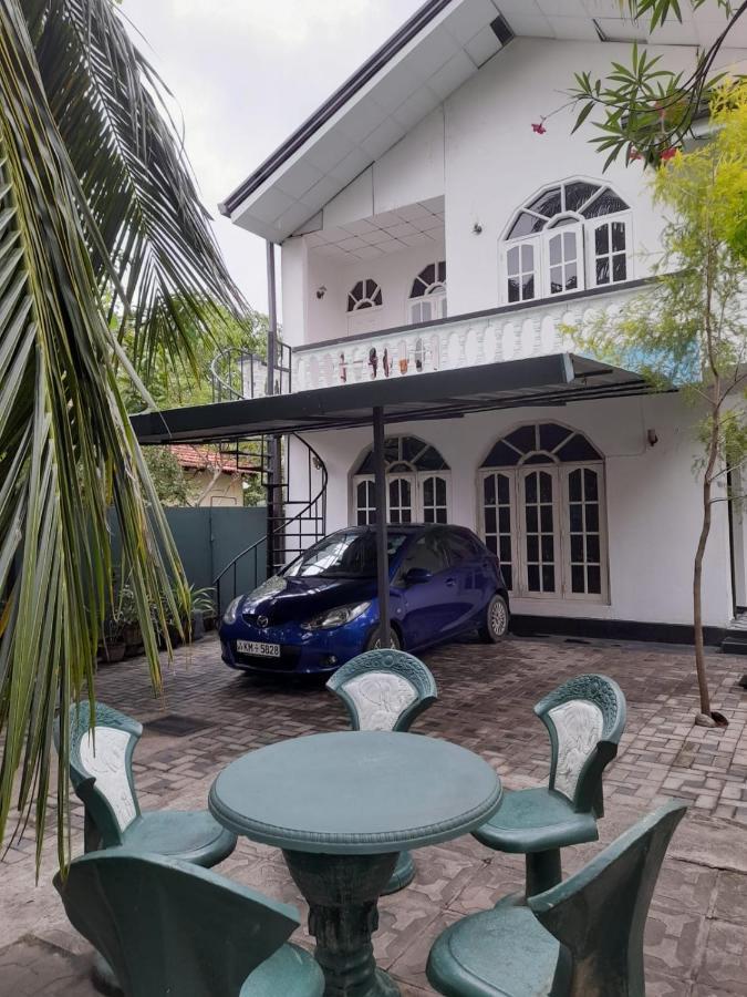 Hellen Homestay Negombo Bagian luar foto